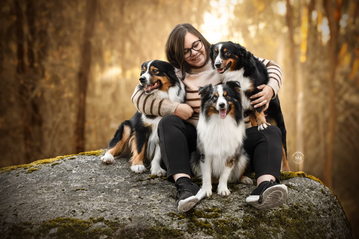 Vanessa Gomes com Mini Aussie e Pastor Australiano, afixo Guardas do Berço